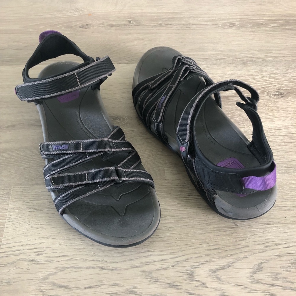 Teva TIRRA women’s sandals size 9